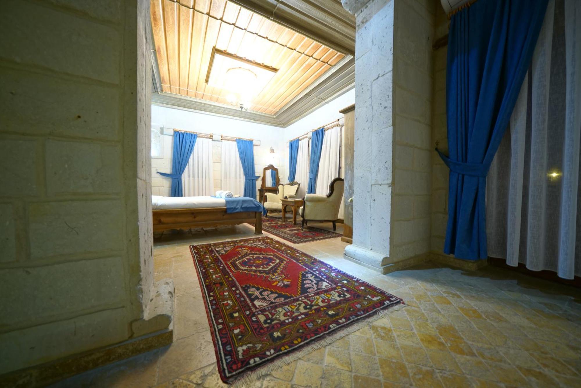 Shoestring Stone House Göreme Bilik gambar